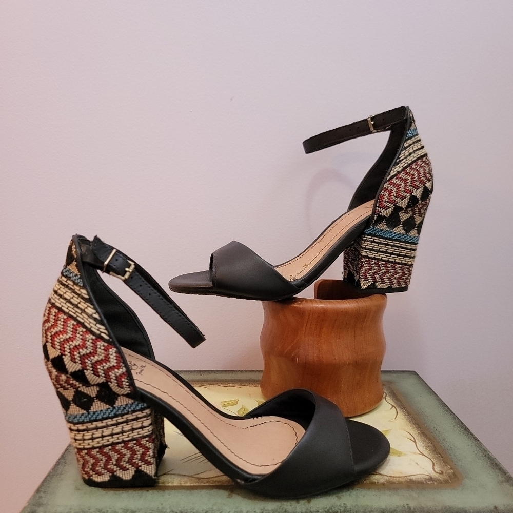 French Blu Black Vegan Leather and Aztec Pattern Heel Size 9